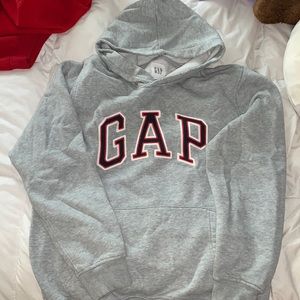 Youth/ Women’s Gap Sweatshirt